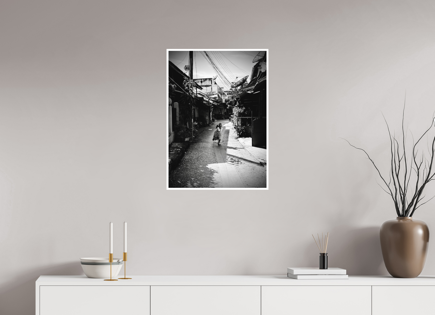 50 x 70 cm, CONFIG 1 ETCHING Une rue au Laos